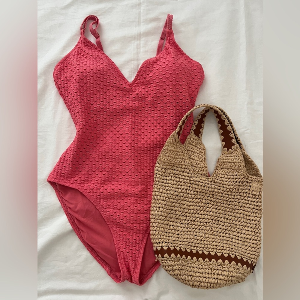 ROBIN PICCONE‎ Coral One-Piece Swimsuit
